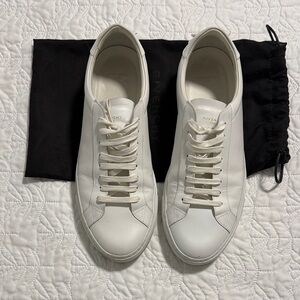 Givenchy Men's White Leather Sneakers
